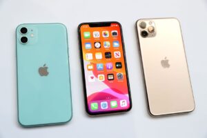 One-Year-Old iPhone Becomes World’s Best-Selling Smartphone